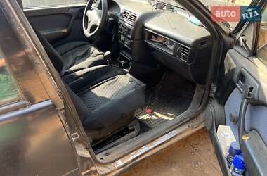 Седан Opel Vectra 1993 в 