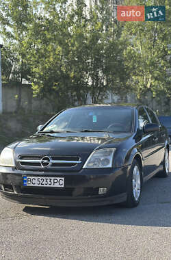 Седан Opel Vectra 2004 в Львове