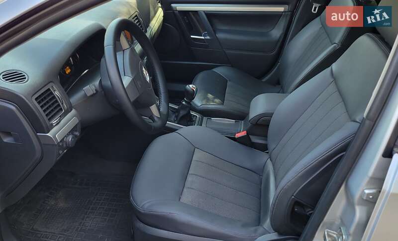 Седан Opel Vectra 2008 в Києві