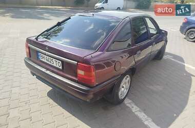 Ліфтбек Opel Vectra 1991 в Білгороді-Дністровському