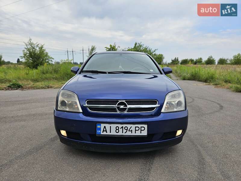 Универсал Opel Vectra 2003 в Обухове