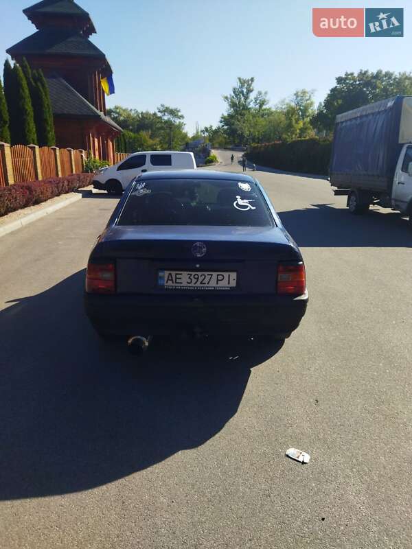 Седан Opel Vectra 1990 в Днепре фото 4 Седан Opel Vectra 1990 в Днепре