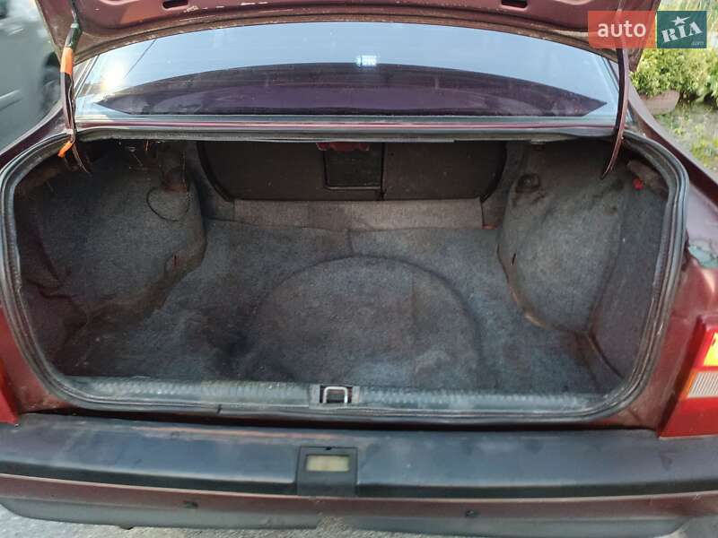 Седан Opel Vectra 1990 в Львове