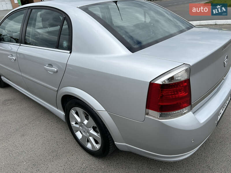 Седан Opel Vectra 2004 в Луцке фото 20 Седан Opel Vectra 2004 в Луцке