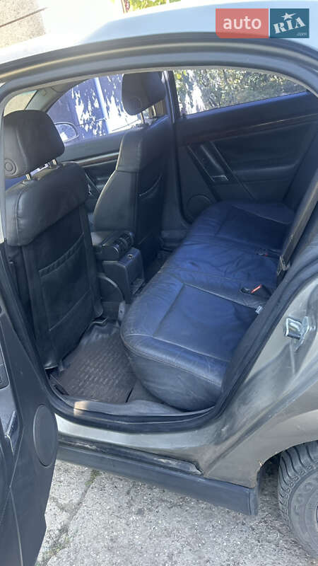 Седан Opel Vectra 2004 в Одесі