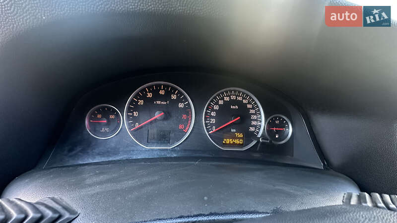 Седан Opel Vectra 2004 в Одесі