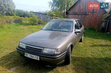 Лифтбек Opel Vectra 1990 в 