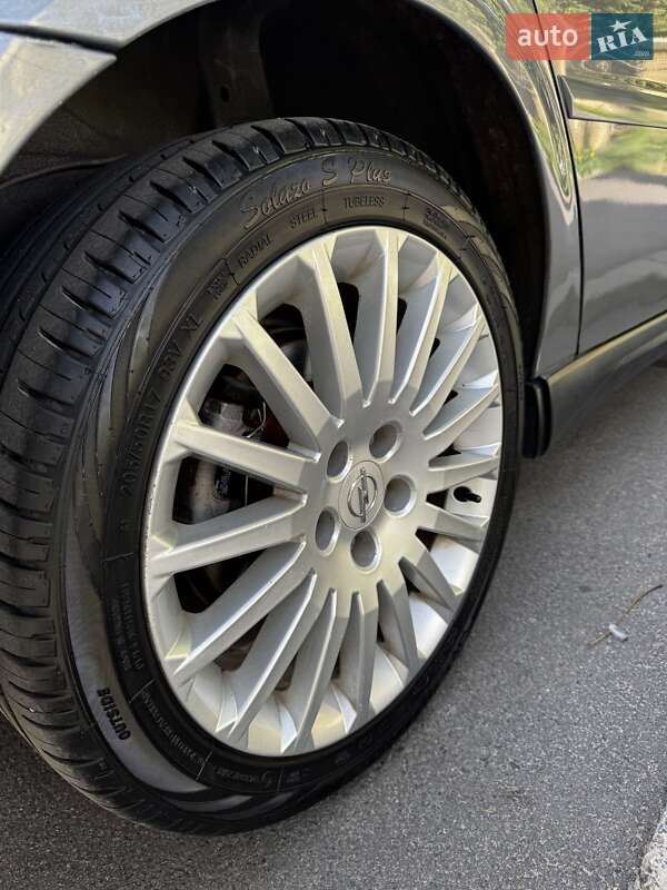Седан Opel Vectra 2002 в Почаеве