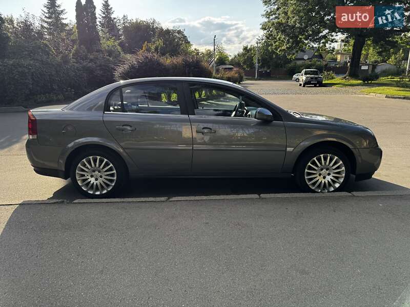 Седан Opel Vectra 2002 в Почаеве