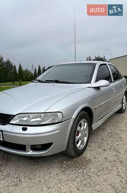 Седан Opel Vectra 2001 в 