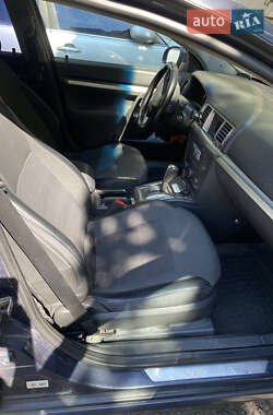 Седан Opel Vectra 2007 в 