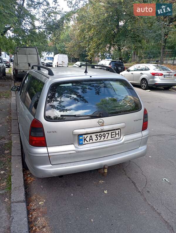 Универсал Opel Vectra 1999 в Киеве