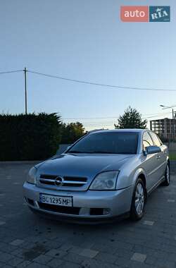 Седан Opel Vectra 2004 в Ужгороді