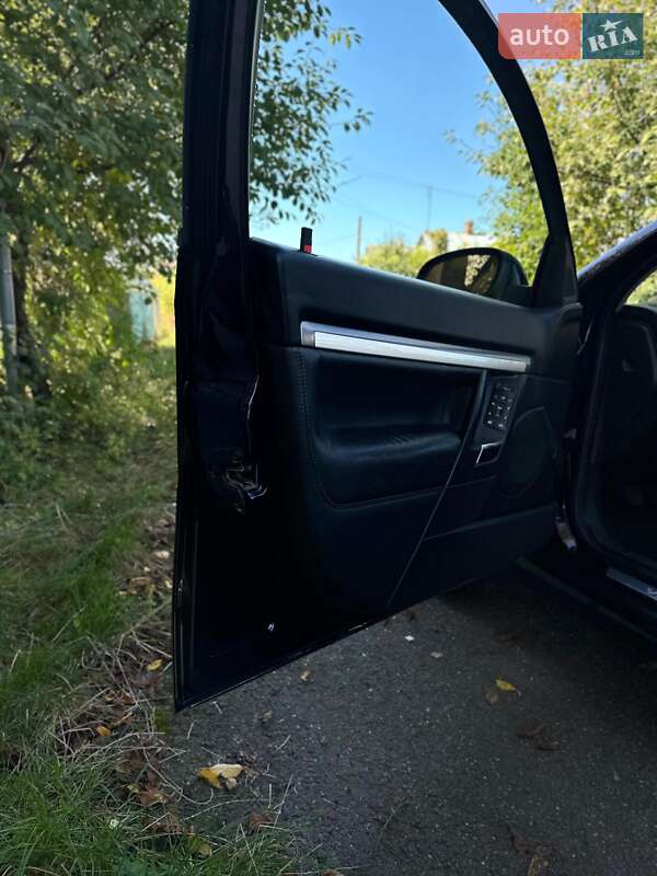 Седан Opel Vectra 2008 в Староконстантинове