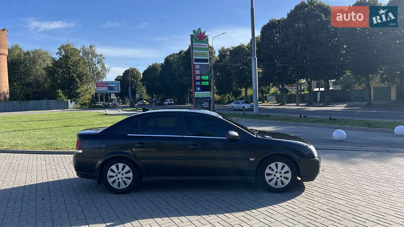 Седан Opel Vectra 2005 в Житомире