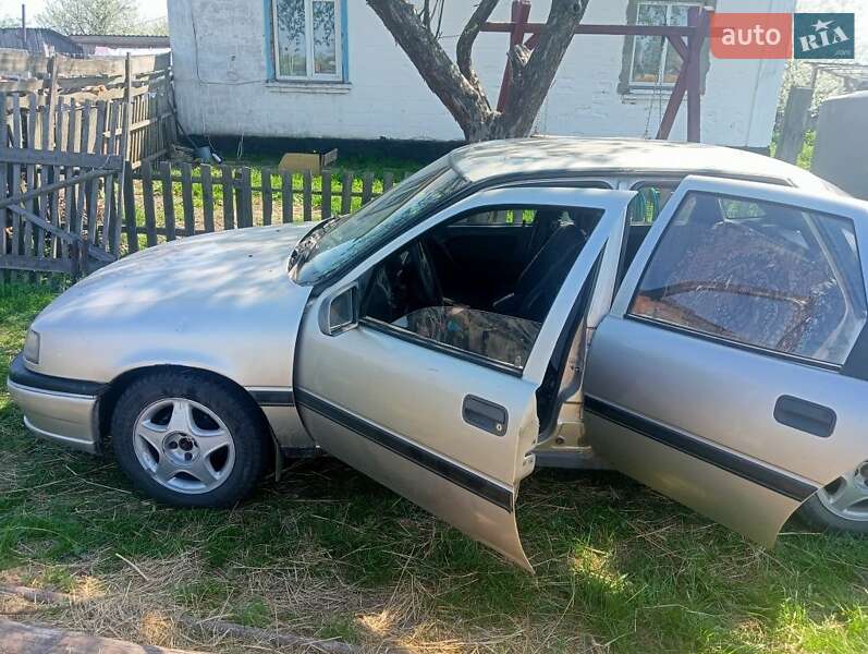 Седан Opel Vectra 1990 в 