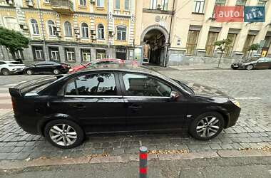 Седан Opel Vectra 2005 в Киеве