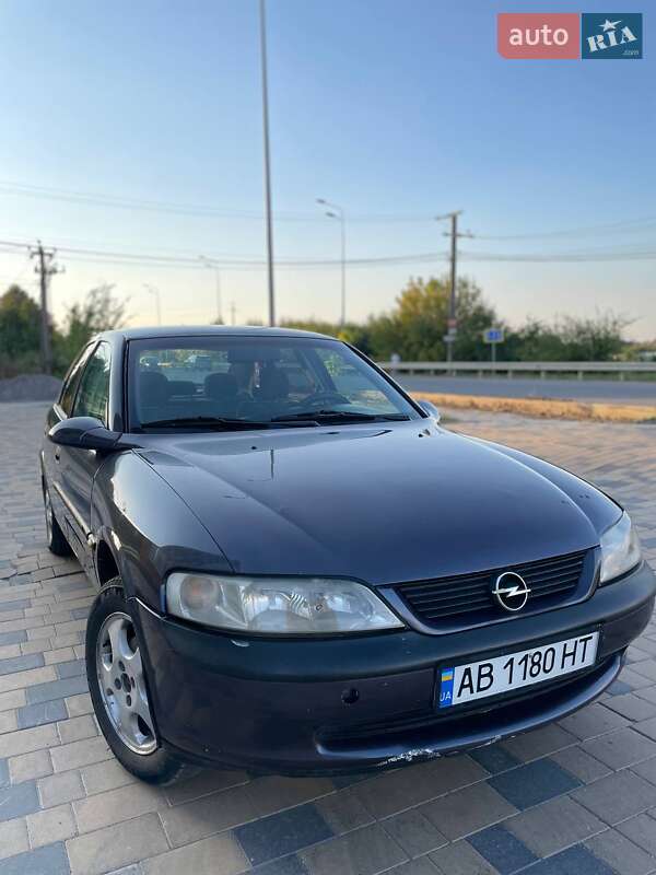 Седан Opel Vectra 1996 в Виннице