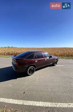 Лифтбек Opel Vectra 1991 в 