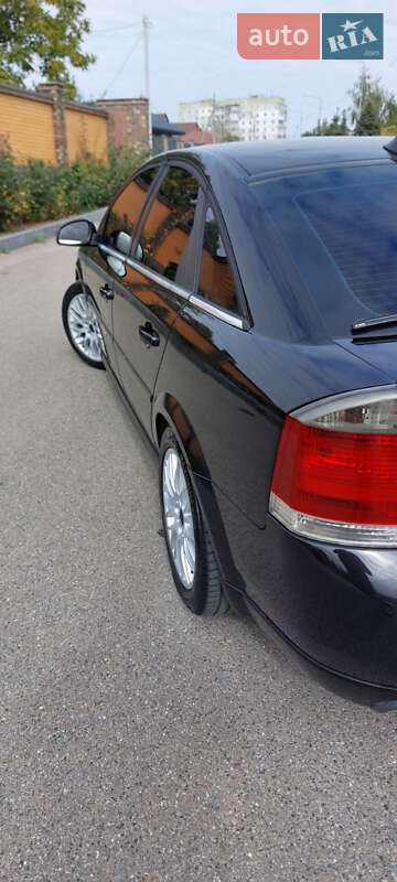 Лифтбек Opel Vectra 2003 в Полтаве