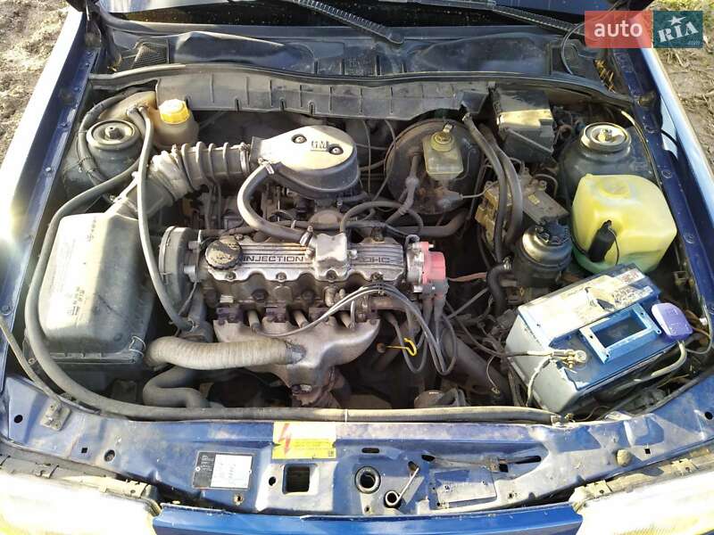 Седан Opel Vectra 1990 в Черкассах фото 29 Седан Opel Vectra 1990 в Черкассах
