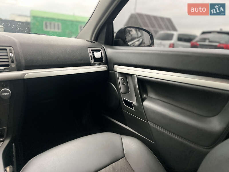 Универсал Opel Vectra 2008 в Владимире