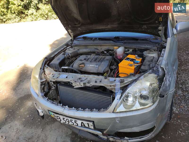 Седан Opel Vectra 2006 в Ровно