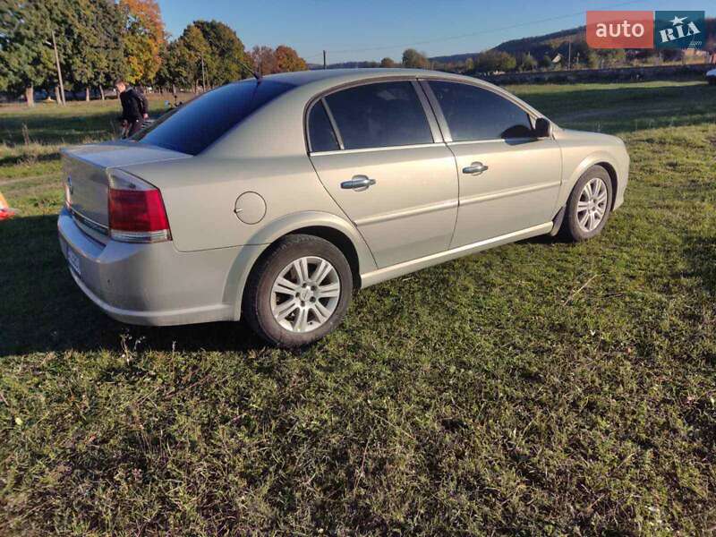 Седан Opel Vectra 2006 в Заставній