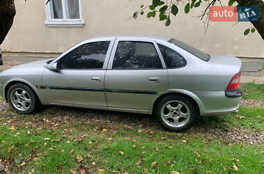 Седан Opel Vectra 1998 в Коломые