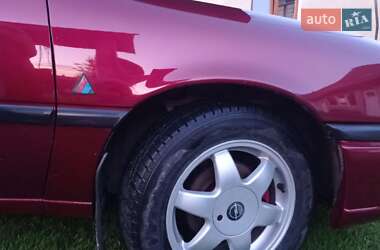 Седан Opel Vectra 1994 в 