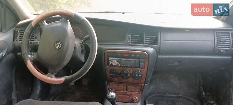 Универсал Opel Vectra 2001 в Тернополе