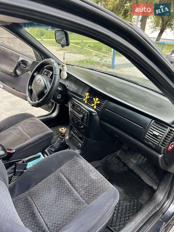 Седан Opel Vectra 1997 в Тернополе