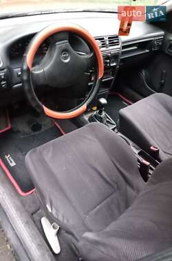 Седан Opel Vectra 1992 в 