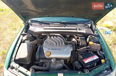 Седан Opel Vectra 1996 в 