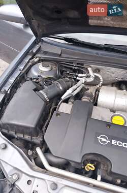 Седан Opel Vectra 2003 в 