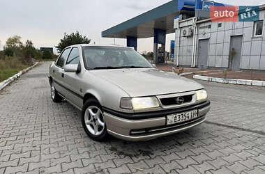 Седан Opel Vectra 1994 в Жовкві