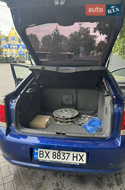 Лифтбек Opel Vectra 2006 в 