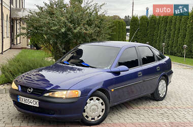 Лифтбек Opel Vectra 1997 в 