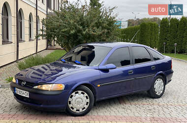 Лифтбек Opel Vectra 1997 в 