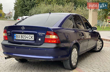 Лифтбек Opel Vectra 1997 в 