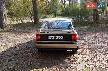Лифтбек Opel Vectra 1992 в 