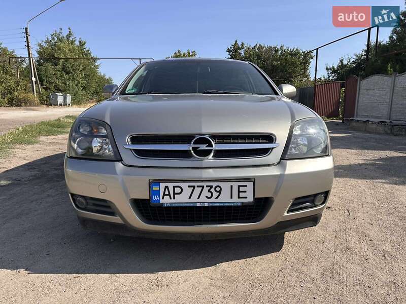 Лифтбек Opel Vectra 2003 в 