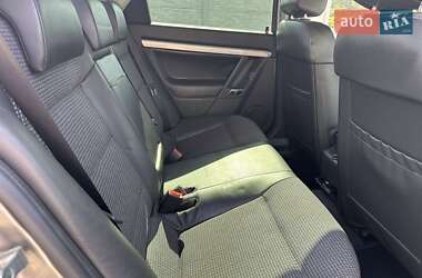 Лифтбек Opel Vectra 2003 в 