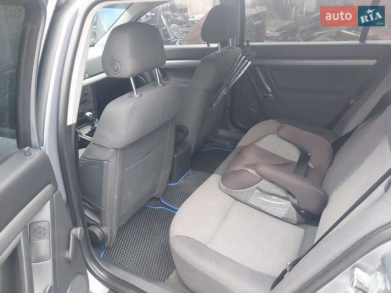 Универсал Opel Vectra 2004 в Луцке фото 9 Универсал Opel Vectra 2004 в Луцке