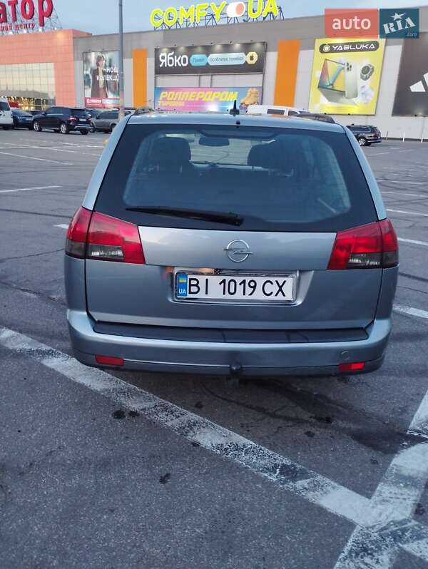 Универсал Opel Vectra 2004 в Полтаве