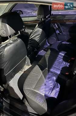 Седан Opel Vectra 2004 в 