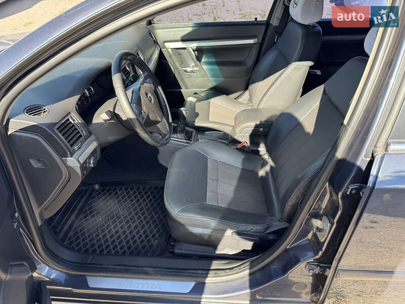 Седан Opel Vectra 2008 в Кропивницком
