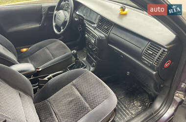 Седан Opel Vectra 1996 в 