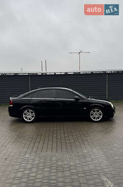 Лифтбек Opel Vectra 2005 в Ирпене
