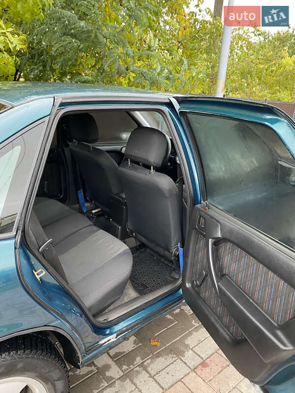 Седан Opel Vectra 1994 в Могилев-Подольске